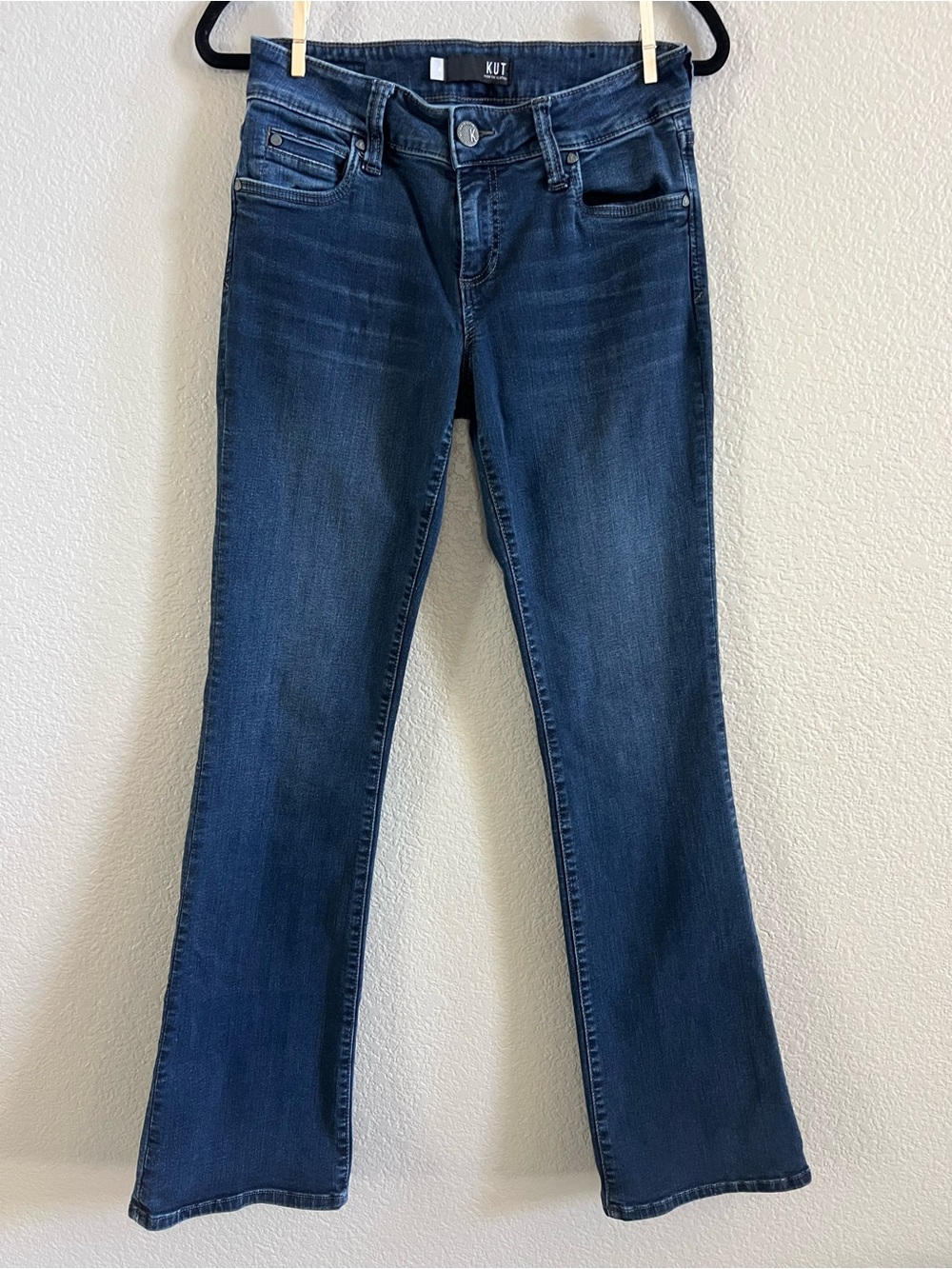 Kut from the Kloth Women’s Natalie High Rise Boot Cut Jeans Size 4